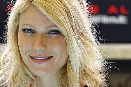 Adv, Gwyneth Paltrow sale a bordo di British Airways Adv, Gwyneth Paltrow sale a bordo di British Airways