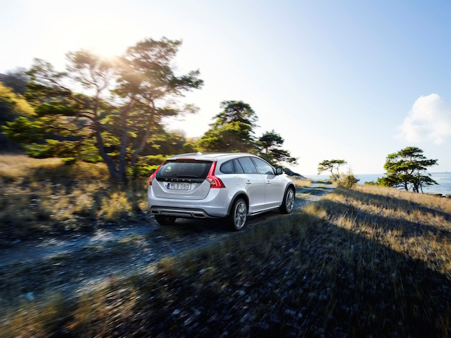 La nuova Volvo V60 Cross Country: adatta in ogni situazione