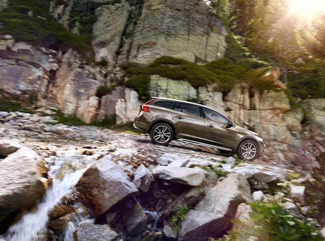 La nuova Volvo V60 Cross Country: adatta in ogni situazione
