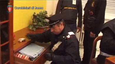 Shopping in Spagna. Di droga. Arrestati all’arrivo del carico a casa