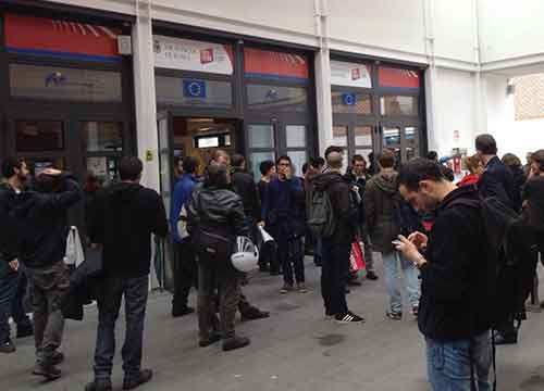 A Porta Futuro la rivolta dei movimenti. Blitz contro la “creatura” di Zingaretti