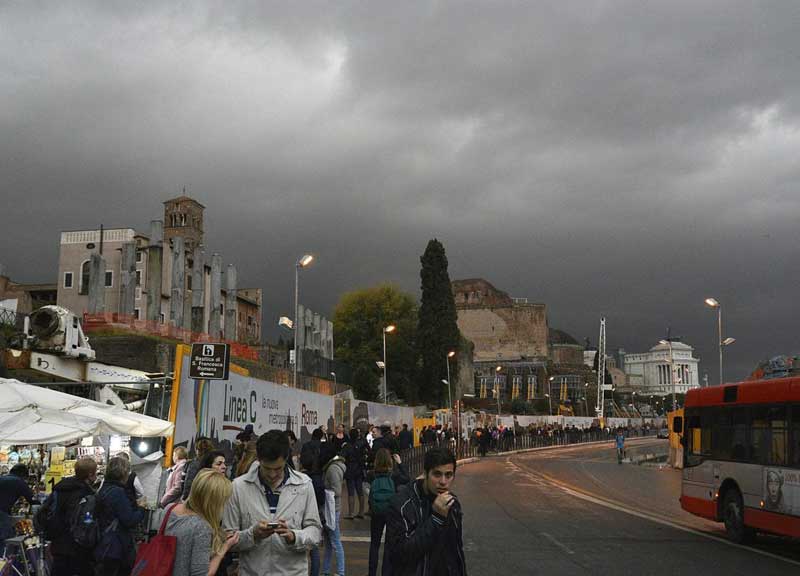 Ciclone, notte di paura in Sicilia. Al Nordest rimane l’allarme rosso Ciclone, notte di paura in Sicilia. Al Nordest rimane l’allarme rosso