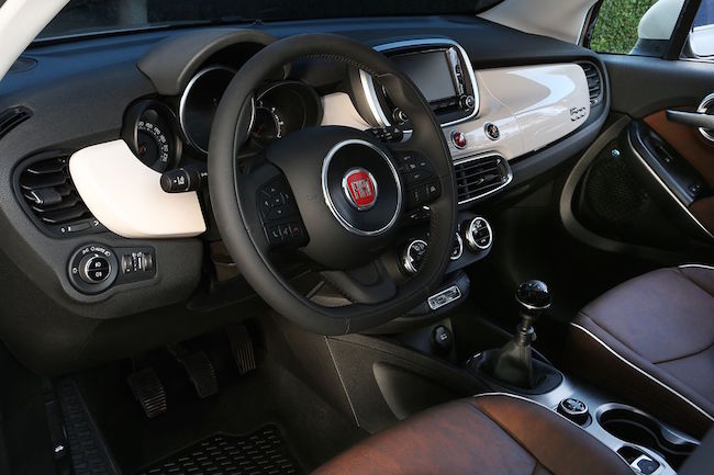 Fiat 500X, il nuovo crossover compatto della famiglia 500 Fiat 500X, il nuovo crossover compatto della famiglia 500