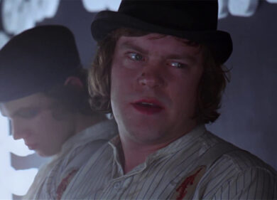 Addio al drugo “tonto” di Arancia Meccanica