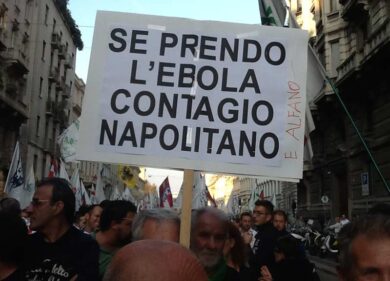 Sciopero sociale, proteste in tutta Italia. Cariche a Milano, agenti feriti a Padova