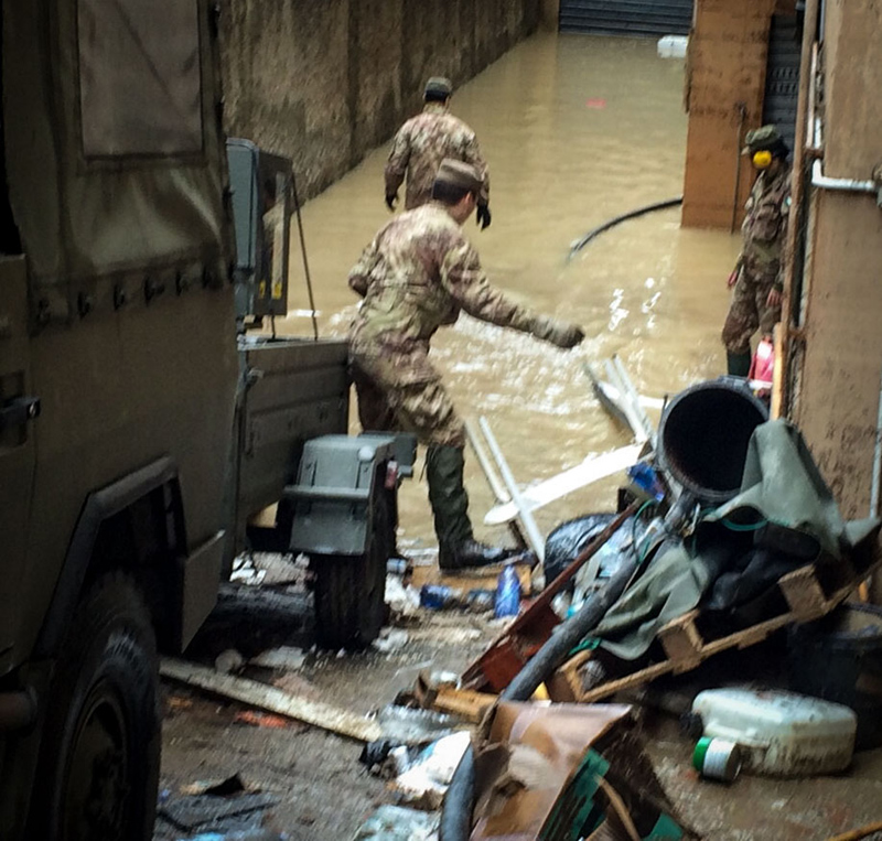 A Genova e Savona frane ed allagamenti. Esonda il Seveso a Milano A Genova e Savona frane ed allagamenti. Esonda il Seveso a Milano