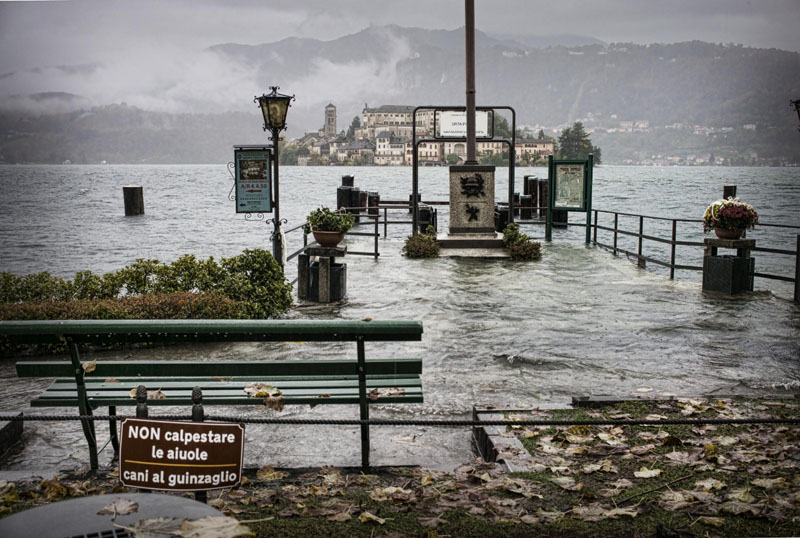 A Genova e Savona frane ed allagamenti. Esonda il Seveso a Milano A Genova e Savona frane ed allagamenti. Esonda il Seveso a Milano