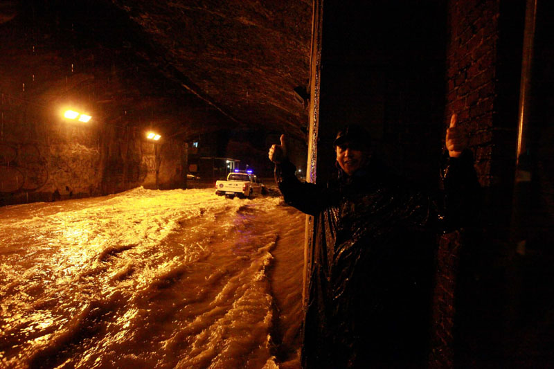 A Genova e Savona frane ed allagamenti. Esonda il Seveso a Milano A Genova e Savona frane ed allagamenti. Esonda il Seveso a Milano