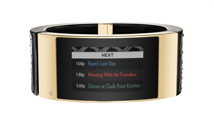 Intel MICA, lo smartwatch è donna: il wearable diventa fashion Intel MICA, lo smartwatch è donna: il wearable diventa fashion