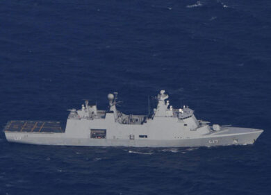 Lite tra Ucraina e Francia sulle navi da guerra
