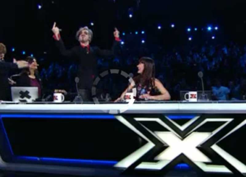 X Factor, dito medio di Morgan contro Fedez X Factor, dito medio di Morgan contro Fedez