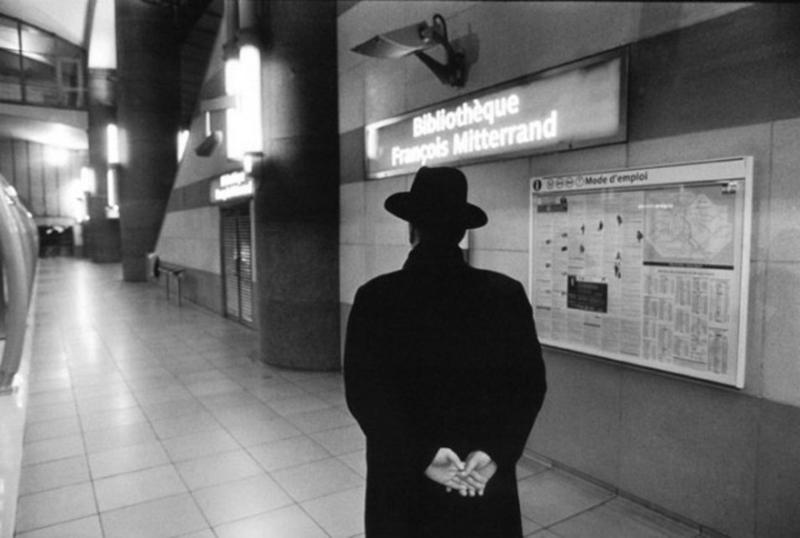 Le stazioni della metro… prese alla lettera. Foto Le stazioni della metro… prese alla lettera. Foto