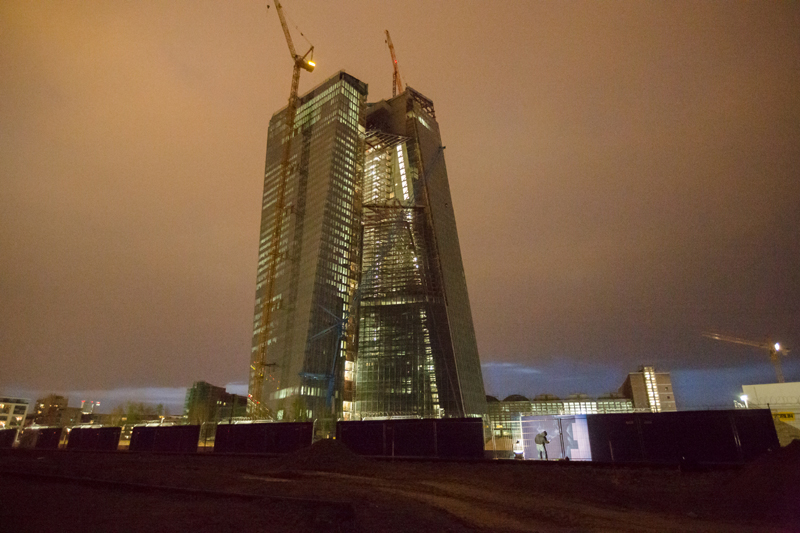 Dodici anni e un miliardo e 200 milioni: la Bce ha la sua nuova sede Dodici anni e un miliardo e 200 milioni: la Bce ha la sua nuova sede