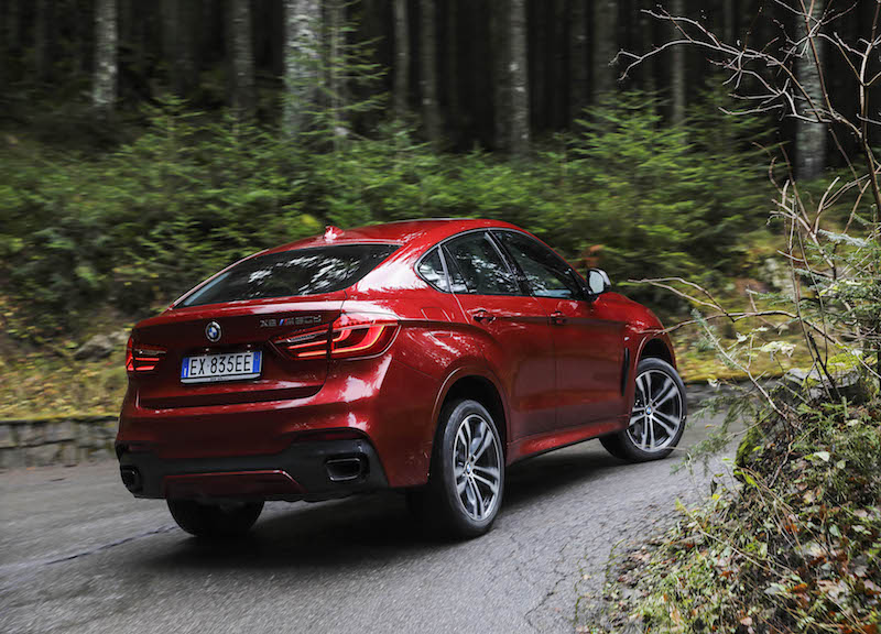 Debutta la nuova X6 lo Sports Activity Coupé per eccellenza Debutta la nuova X6 lo Sports Activity Coupé per eccellenza