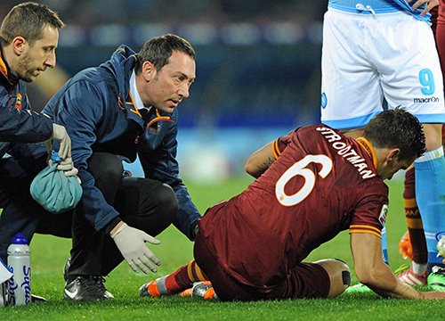 De Sanctis rinnova: “Roma fino al 2016”. A Parma la Lazio si affida a Klose De Sanctis rinnova: “Roma fino al 2016”. A Parma la Lazio si affida a Klose