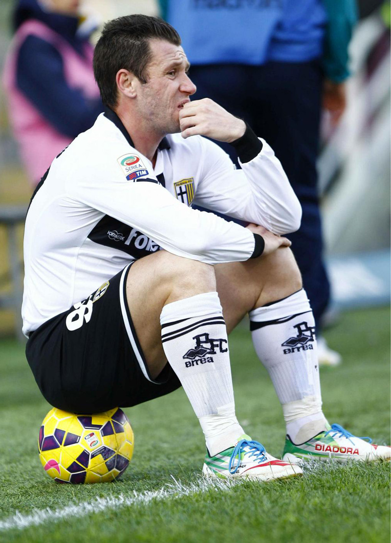 Mauri spegne il Parma. La Lazio torna a vincere