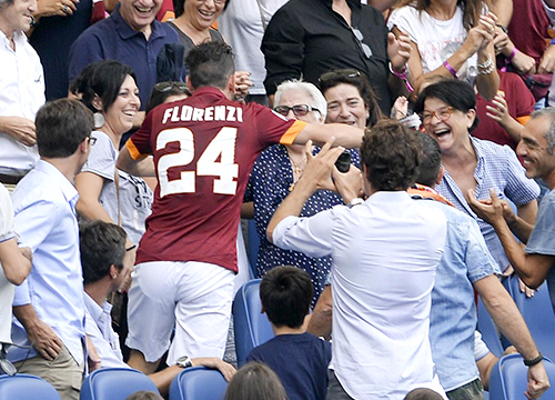 Florenzi dimentica il Sassuolo: “Buone chance di vincere scudetto” Florenzi dimentica il Sassuolo: “Buone chance di vincere scudetto”