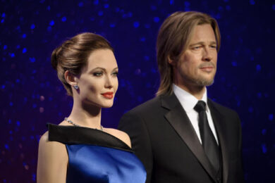 Gli hacker danno i numeri di telefono di Pitt-Roberts e…