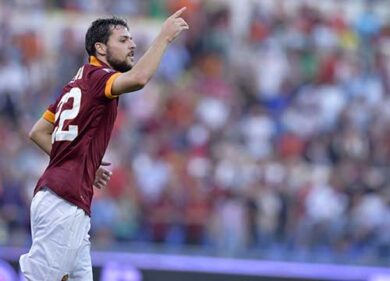 Roma, “Strootman resta. United non ha chiamato”. Mentre Destro…
