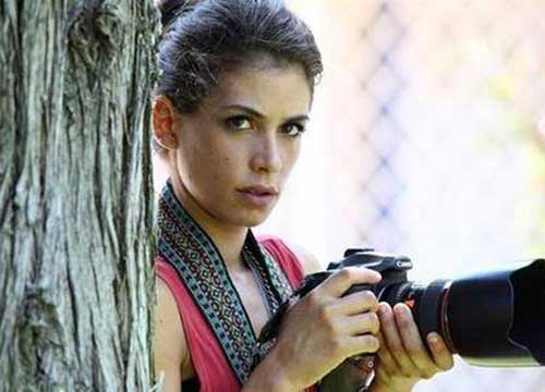 Giulia Michelini, ecco la vera donna del boss. Fiction, cinema e musa del rock più duro