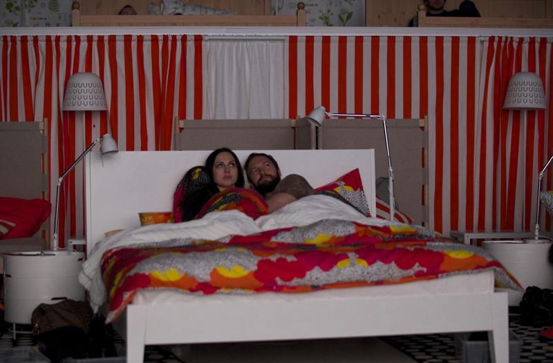 Mosca, il cinema dell’amore. Letti matrimoniali anziché poltrone Mosca, il cinema dell’amore. Letti matrimoniali anziché poltrone