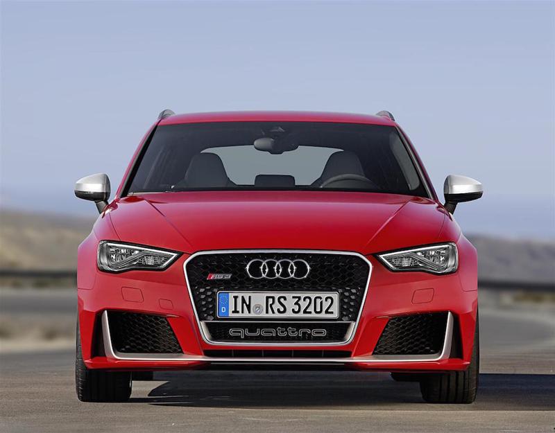 La nuova Audi RS 3 Sportback da 0 a 100 km/h in 4,3 secondi La nuova Audi RS 3 Sportback da 0 a 100 km/h in 4,3 secondi