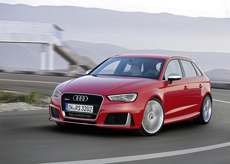 La nuova Audi RS 3 Sportback da 0 a 100 km/h in 4,3 secondi La nuova Audi RS 3 Sportback da 0 a 100 km/h in 4,3 secondi