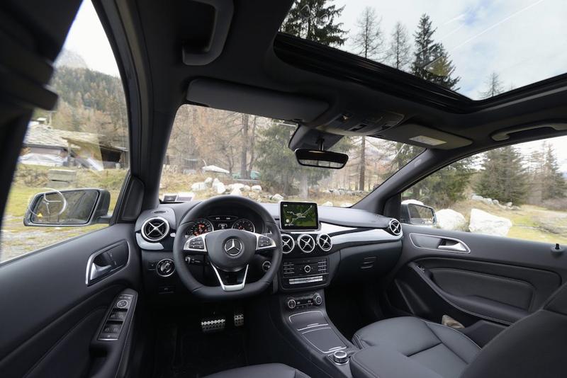 Mercedes Classe B con Michelin Alpin5 tanta sicurezza Mercedes Classe B con Michelin Alpin5 tanta sicurezza