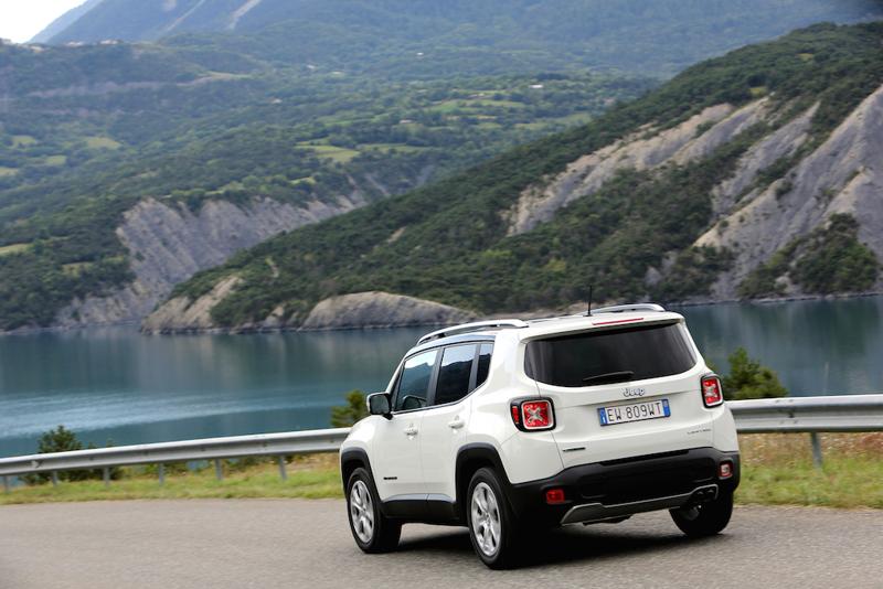 All’asta la Jeep Renegade autografata dai Rolling Stones All’asta la Jeep Renegade autografata dai Rolling Stones