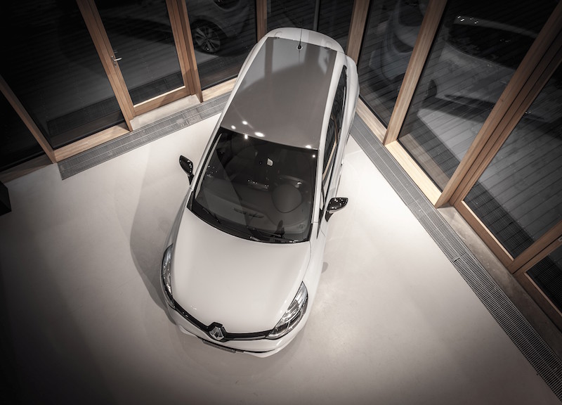RENAULT CLIO  COSTUME NATIONALE in Edizione Limitata
