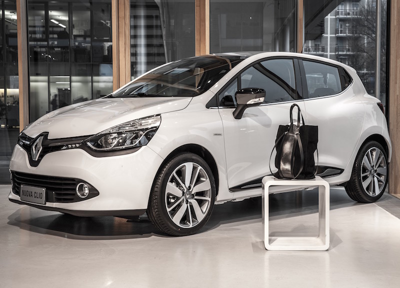 RENAULT CLIO  COSTUME NATIONALE in Edizione Limitata
