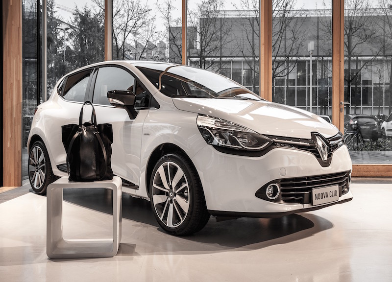 RENAULT CLIO  COSTUME NATIONALE in Edizione Limitata