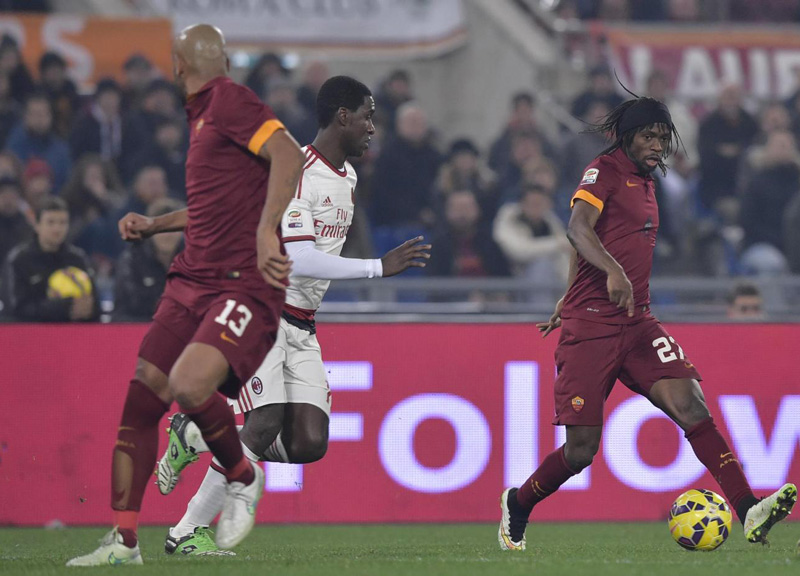 Roma sprecona, Olimpico da incubo. Milan in 10, il pareggio vale -3 Roma sprecona, Olimpico da incubo. Milan in 10, il pareggio vale -3