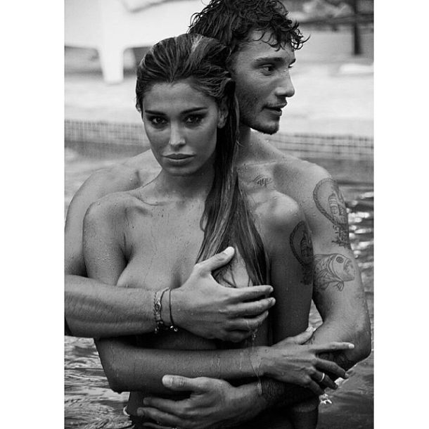 Macchè crisi… Belen e Stefano senza veli in piscina Macchè crisi… Belen e Stefano senza veli in piscina