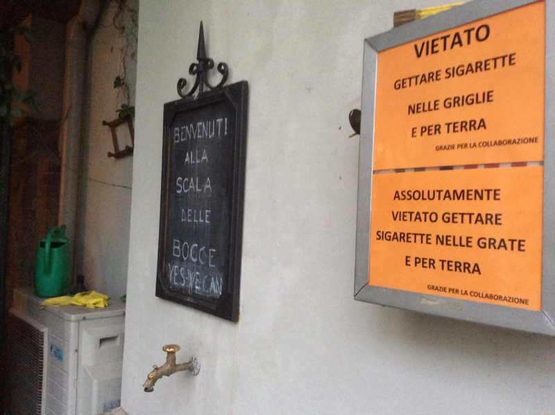 La bocciofila di via Tortona a Milano. Tradizione e sapore jannacciano La bocciofila di via Tortona a Milano. Tradizione e sapore jannacciano