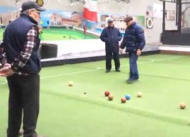 La bocciofila di via Tortona a Milano. Tradizione e sapore jannacciano