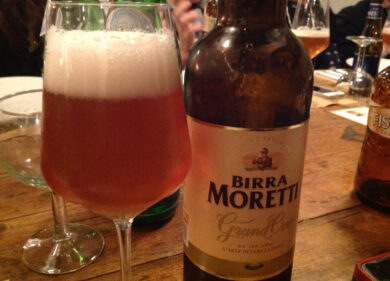 Birra Moretti prende il volo con Alitalia