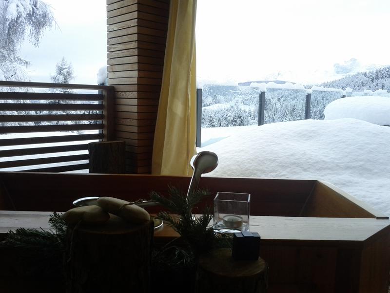 Bagni con latte fresco e miele, Capodanno di bellezza sulle Dolomiti Bagni con latte fresco e miele, Capodanno di bellezza sulle Dolomiti