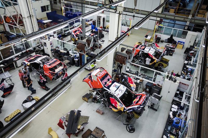 Peugeot 2008 DKR pronta per la battaglia Peugeot 2008 DKR pronta per la battaglia