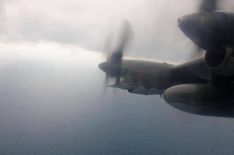 Indonesia: resti nel mare di Giava sono dell’aereo AirAsia Indonesia: resti nel mare di Giava sono dell’aereo AirAsia