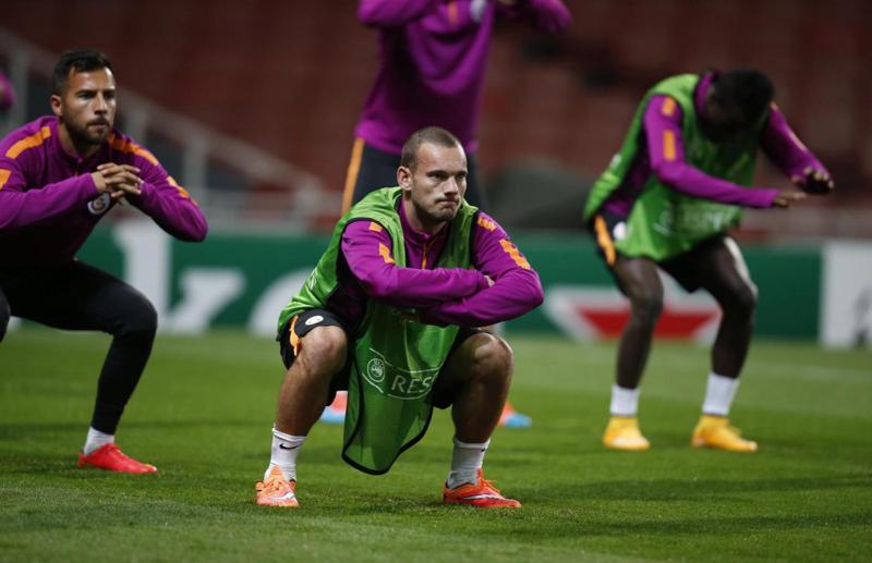 Calciomercato, la Juventus accelera: Rolando. E Sneijder o… Calciomercato, la Juventus accelera: Rolando. E Sneijder o…