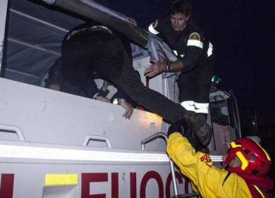 Scontro tra mercantili al largo di Marina di Ravenna, due morti
