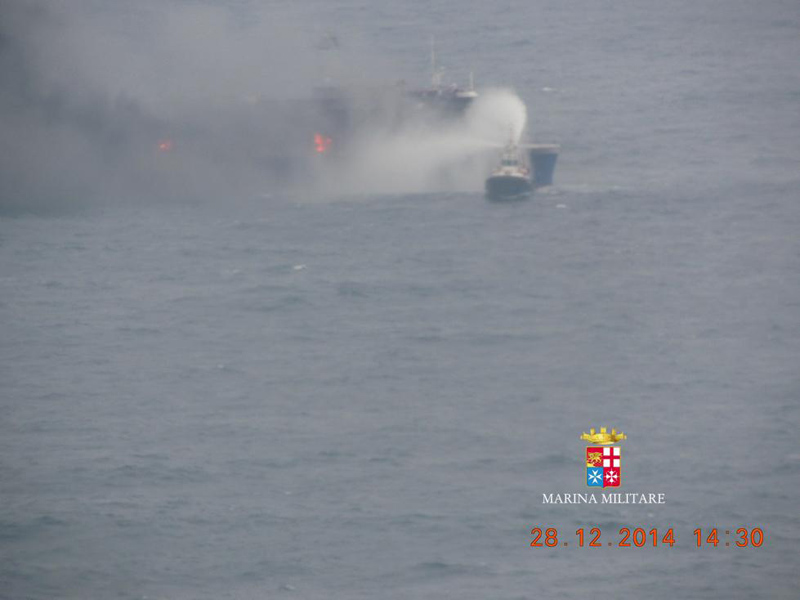 Norman Atlantic, 3 vittime italiane. Il pm: “Disperse 179 persone” Norman Atlantic, 3 vittime italiane. Il pm: “Disperse 179 persone”
