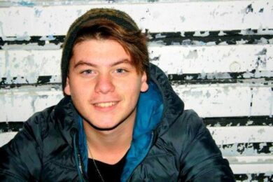 Morto a 17 anni dopo una festa di compleanno, l’amico è un coma