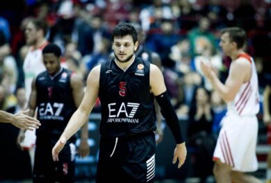 L’Olimpia Milano capolista solitaria. Super Samardo contro Brindisi