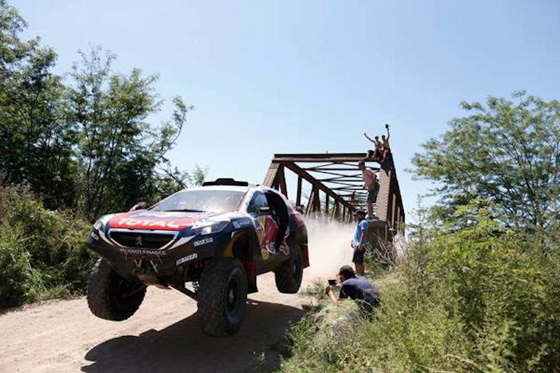 Dakar 2015: Il Team Peugeot Total supera la tappa più lunga Dakar 2015: Il Team Peugeot Total supera la tappa più lunga
