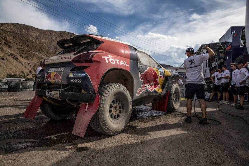 Dakar 2015: Saniz con la Peugeot 2008DKR sempre più vicino al podio