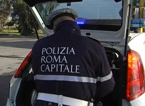 Vigili, protesta infinita. “Venerdì a rischio caos” Vigili, protesta infinita. “Venerdì a rischio caos”