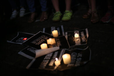 Charlie Hebdo, a Roma la fioccolata dell’Fnsi. Tutte le iniziative in Italia