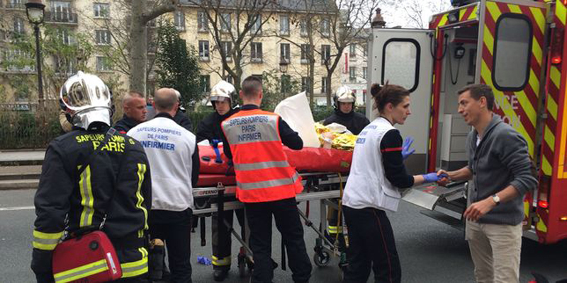 Francia, è caccia ai killer. Si è arreso il più giovane